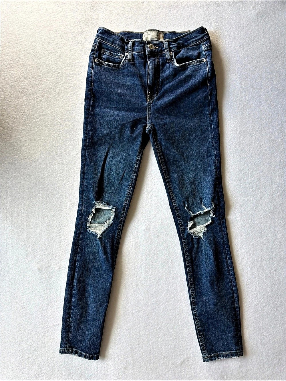 Free People Distressed Skinny Jeans Waist 27